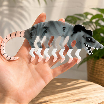 Weird Opossum Hair Comb - Quirky Acrylic Wide-Tooth Detangling Comb for Wet & Dry Hair